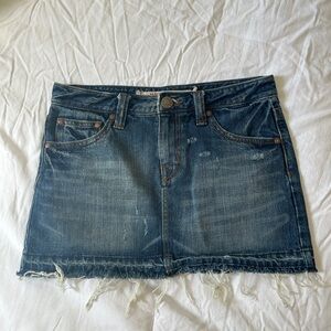 Y2K denim skirt
